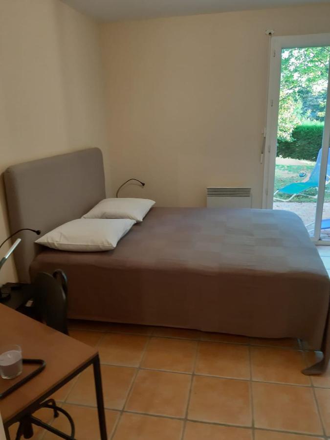 Appartement Dans Propriete Calme En Pleine Nature 챠보니어스레벵즈 외부 사진